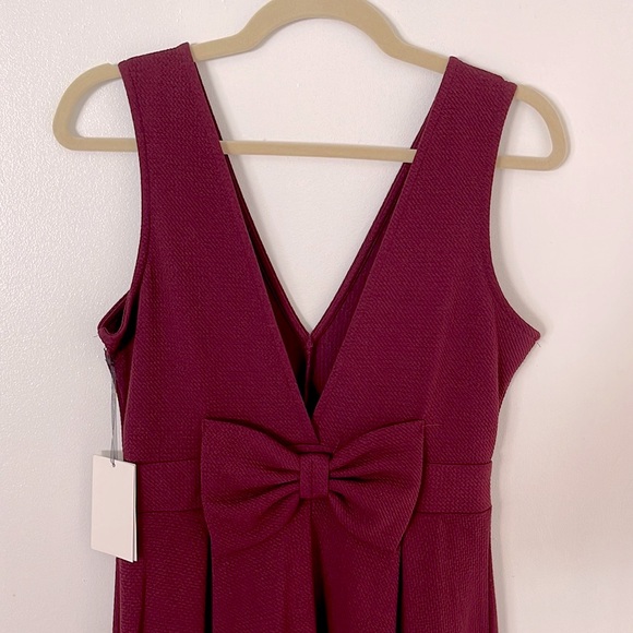 IRIS | Women’s Burgundy V Neck A Line Mini Dress Bow Detail On Back Size Large - Picture 7 of 10